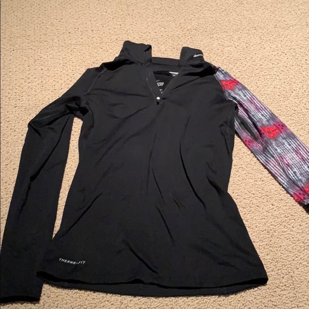 Nike pro quarter zip